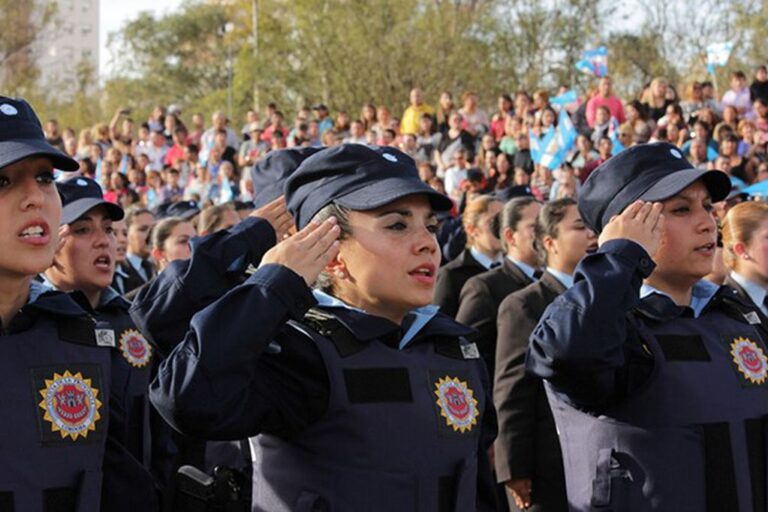 Casi 20 mil personas se anotaron este año para ingresar a la Policía de Córdoba