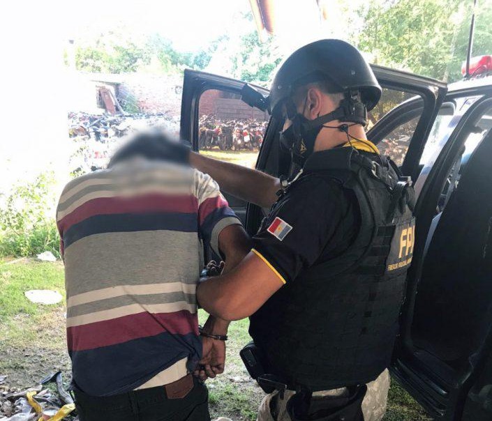 Detienen a un policía retirado por venta de drogas cerca del ingreso al Cosquín Rock