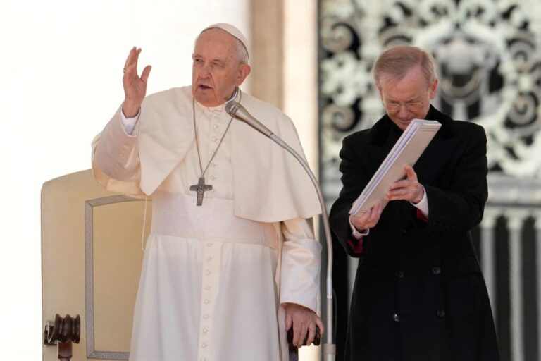 El papa Francisco, a las suegras: “Tengan cuidado con sus lenguas”