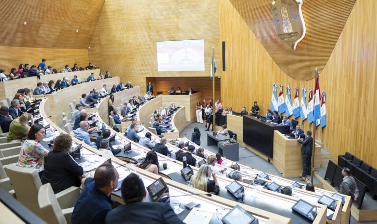 La Legislatura aprobó la nueva Estructura Orgánica del Ejecutivo provincial