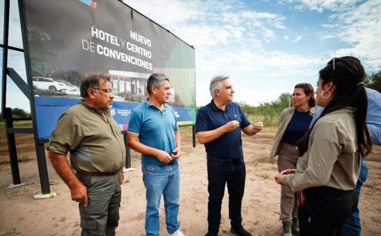 Llaryora supervisó el inicio de las obras del nuevo Hotel-Estancia en el Perilago de Cruz del Eje