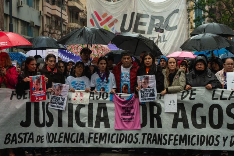 Una multitud reclamó justicia por Agostina Vega en una nueva marcha de Ni Una Menos en Córdoba