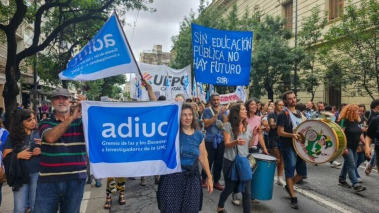Paro universitario: docentes y no docentes realizan una huelga de 48 horas