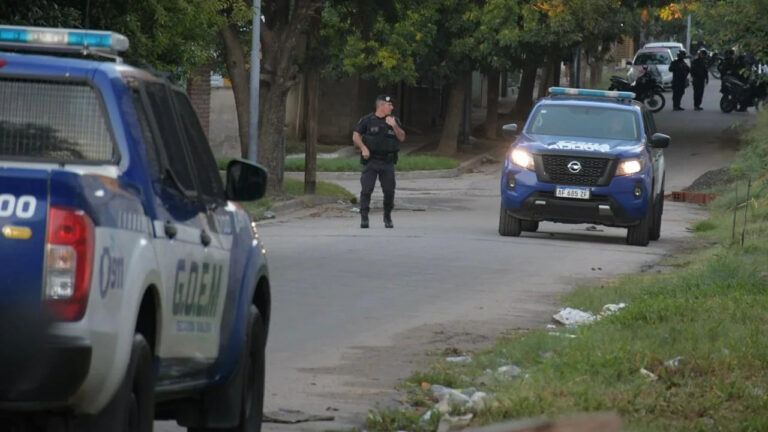 Conmoción en Córdoba: hallaron el cuerpo de un bebé en una plaza